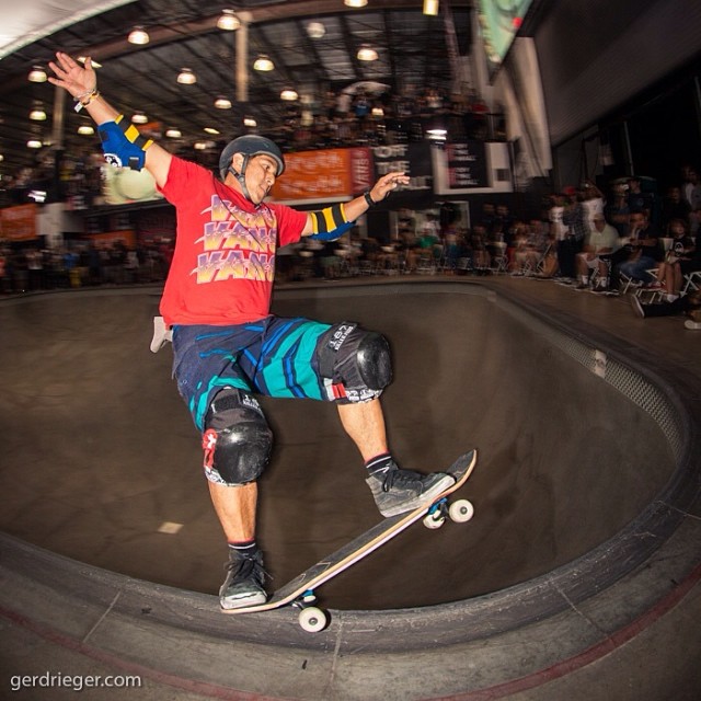 Hosoi - corner grind at the #vanspoolparty 2014 into 3rd place legends .