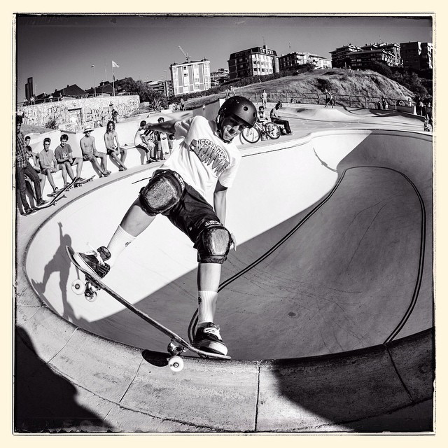 Cory Juneau warming up for this weekends #bowl_o_rama contest with a nose grind at the Gexto kidney