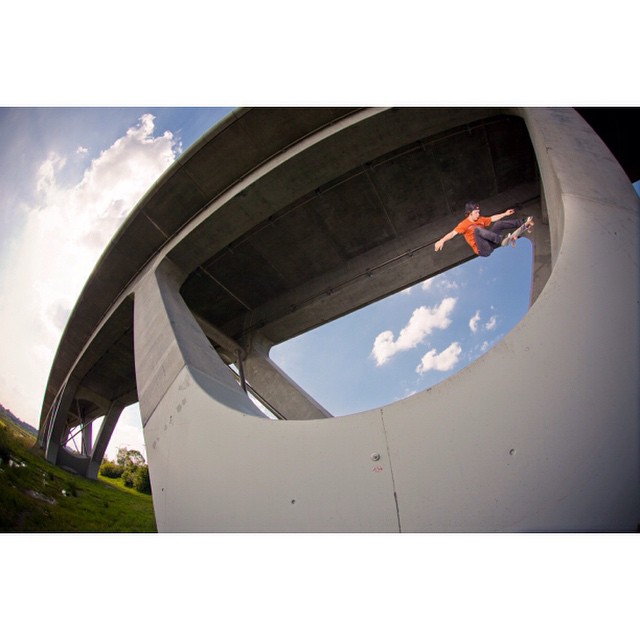#flashbackfriday with Kevin Wenzke and an ollie to fakie under a bridge somewhere in Belgium. #Bailgun