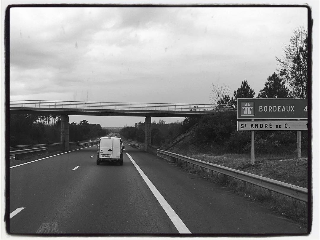 Next stop Bordeaux. #roadtrip #getinthevan #jumpervan #bailgun #gerdriegerphotography