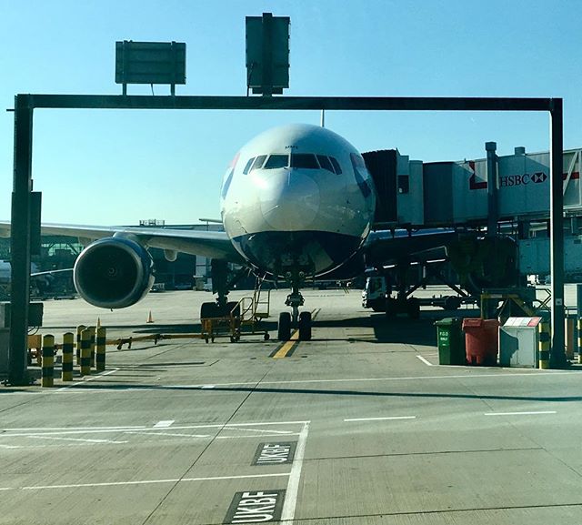 Big Bird ready for take off. Next stop LAX. #travelbug #reisefieber #airport #plane #LHR #LAX #bailgun #magazine