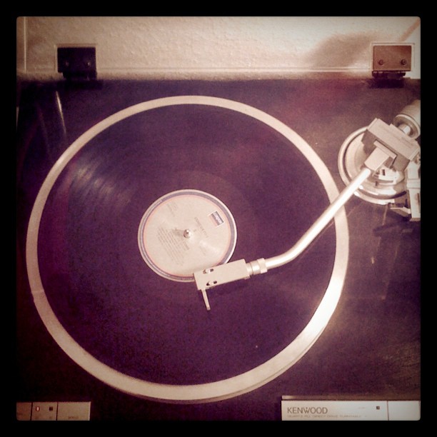 #Kenwood #KD-990 with Rolling Stones - Around And Around #Bailgun #turntable #recordplayer #vinyl