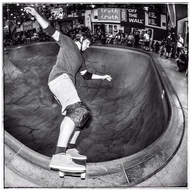 #throwbackthursday with Chris Milller at last years Combi Pool Party #Bailgun #Combipool #Vans #ChrisMiller @owlcat #VansPoolParty
