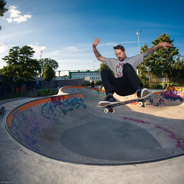 It's gonna be a sunny day at the Bergfest today. Yeah!!! Come around for a great. Tobi Springborn, ollie #skateboardparty #Bergfest #Bergfidel #Contest #Bailgun #Koloss #Monsterbowl