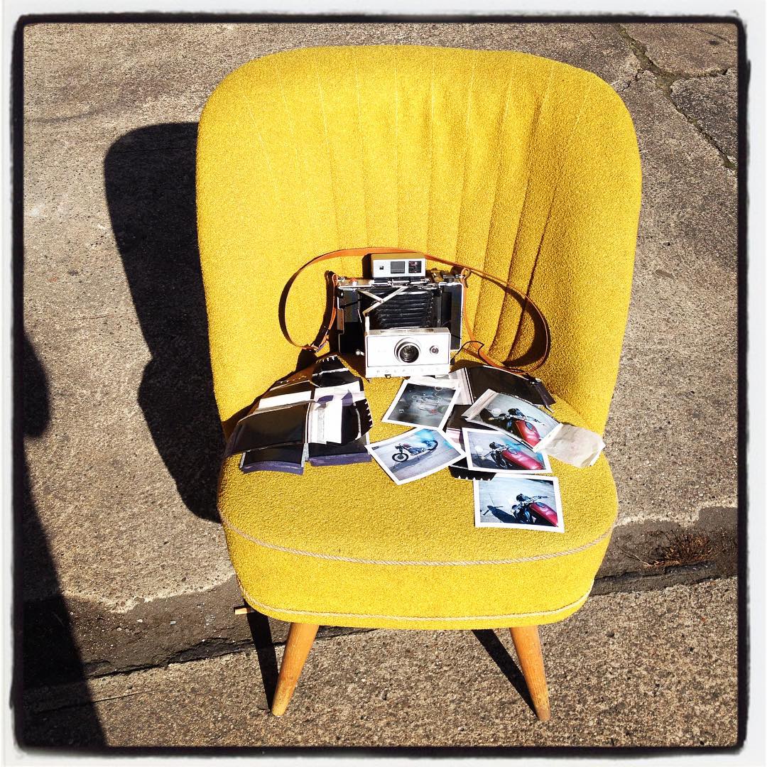 #Polaroid fun in the sun.
#Bailgun #Analog #Polaroid350 #fujifp100c #Werkbude