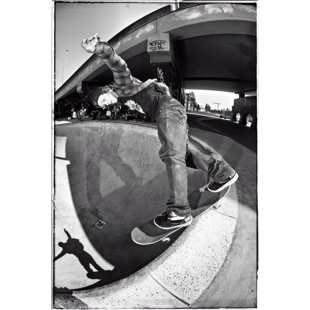 #Flashbackfriday , Kevin Wenzke, Monty grind, Antwerp, 2010 #Bailgun @kevin.wenzke