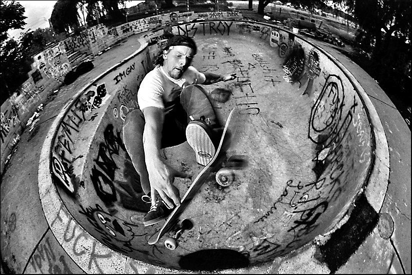 #throwbackthursday  Matt Grabowski, FSA, Clinton Keith pool, 2004. #Bailgun #skatebording #pool #bowl #minusskateboards