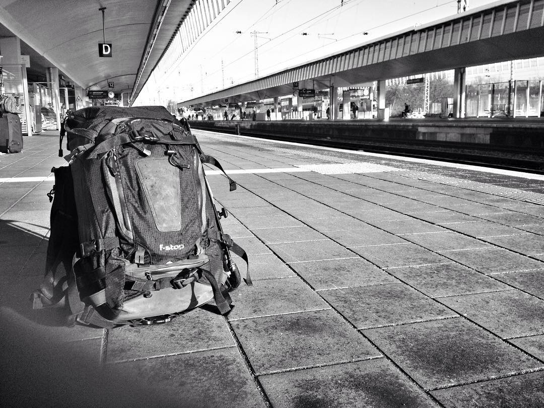 Enroute to Hamburg with the trusty F-Stop Tilopa backback. #fstopgear #f-stop #cameraback #bailgun